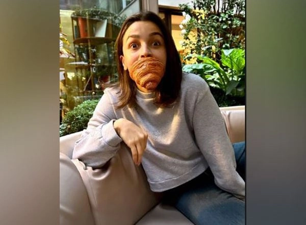 Entertainment News | Alia Bhatt Shares Goofy Throwback Pic While Enjoying a Croissant