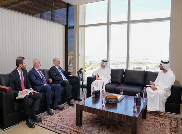 World News | Finance Ministers of UAE, Azerbaijan Discuss Financial Cooperation