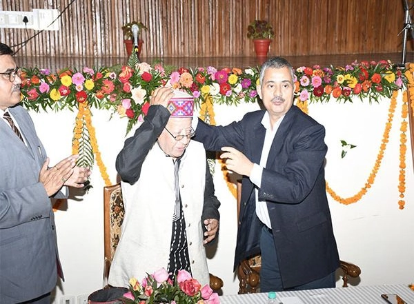 India News | Vocalist Som Datt Battu Attends IIAS Foundation Day in Himachal's Shimla