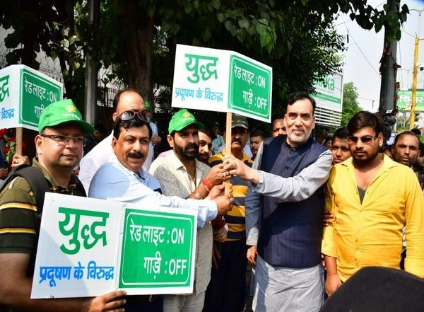 India News | 'Red Light On-Gaadi Off' Campaign Against Pollution Commences in Delhi