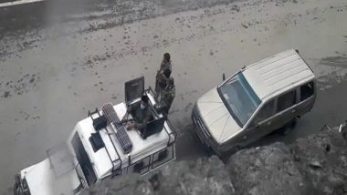 India News | Counter-Intel Unit Carries out Raids in Kashmir, Nabs Recuirters Linked to Terror Outfit