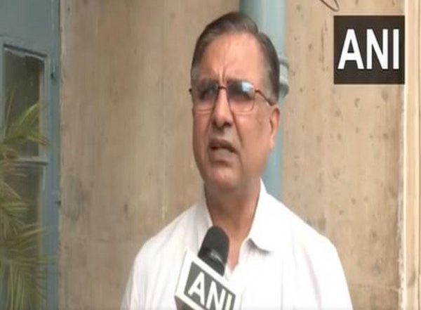 India News | Stubble Burning Cases Have Reduced from 7,000 in 2023 to 2,300 in 2021: Haryana State Pollution Control Board Secretary Pradeep Kumar