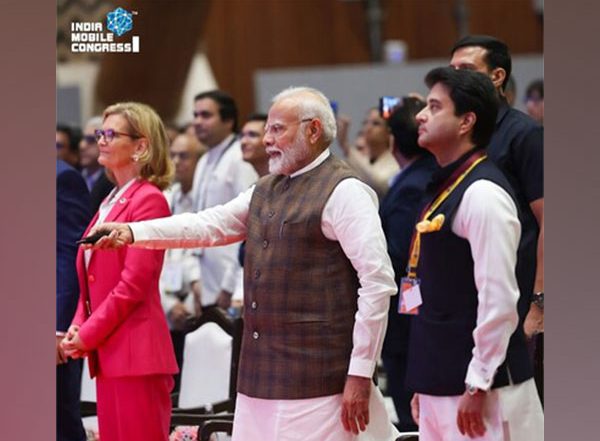 Business News | PM Narendra Modi Calls for India's Leadership in 6G, Ethical AI and Data Privacy at India Mobile Congress 2024