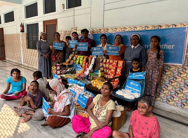 Business News | IYDF and Chashmewale Bring Warmth and Care to Children at Sneh Sadan Orphanage