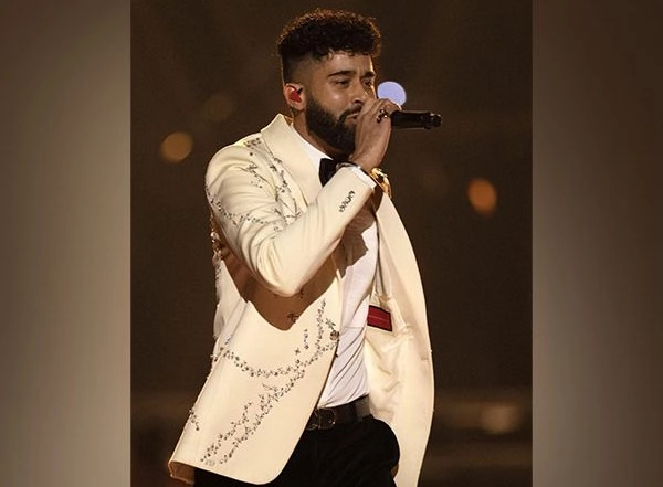 Entertainment News | AP Dhillon Releases Music Video of 'Bora Bora' Featuring Ayra Starr