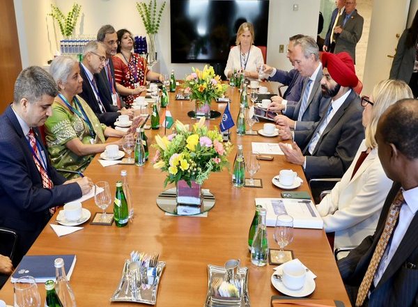 World News | FM Sitharaman, World Bank President Discuss Issues Related to Private Capital Participation in Global Public Goods