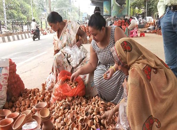 India News | Ahead of Diwali People Throng Markets in Guwahati
