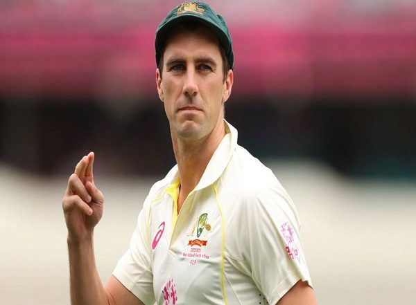 Sports News | Pat Cummins Joins Forces with Telugu Titans' Pawan Sehrawat to Support Hyderabad in Pro Kabaddi League