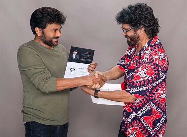 Entertainment News | Nagarjuna Invites Big B, Chiranjeevi for ANR Award Ceremony