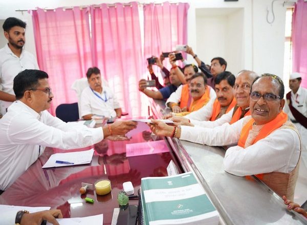 India News | MP: BJP Nominee Ramakant Bhargav Files Paper for Budhni Assembly By-poll in Presence of CM Yadav