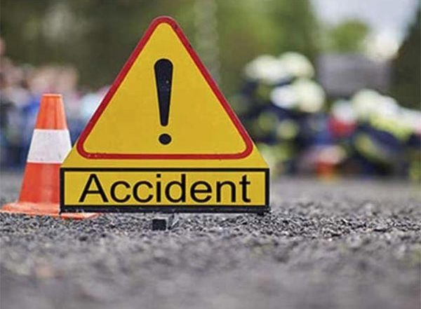 India News | 3 Killed After Car Collides with Lorry in Tamil Nadu's Tiruppur