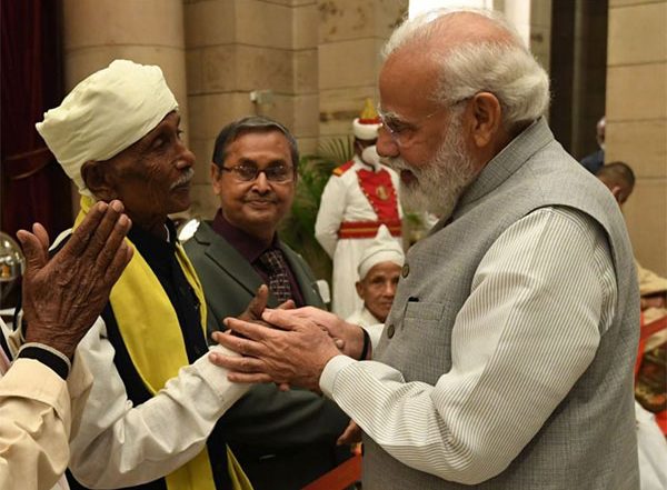 Entertainment News | Padma Shri Gussadi Dancer Kanaka Raju Passes Away, PM Modi, CM Reddy Condole Demise