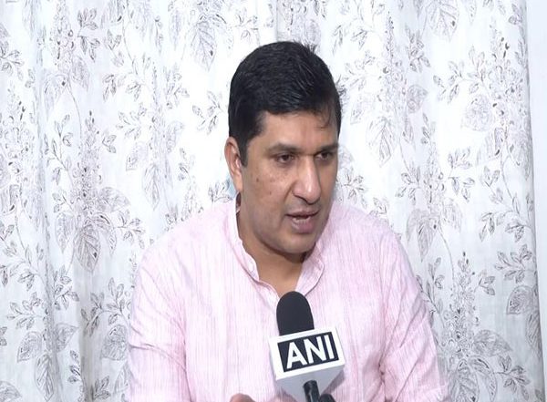 India News | Delhi Police Did Not Take Action on Attackers: Delhi Minister Saurabh Bharadwaj on Alleged Attack on Arvind Kejriwal's Padyatra