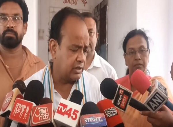 India News | BJP Leaders Slam Jharkhand Minister Irfan Ansari over Derogatory Remarks Against Sita Soren, Ask Hemant Soren to Sack Him