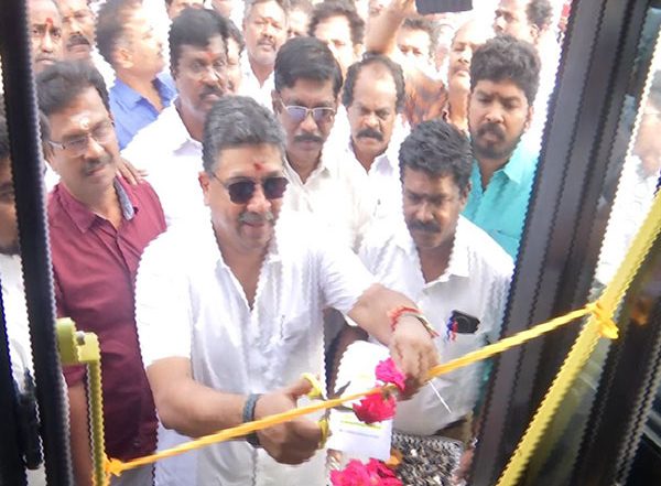 India News | Tamil Nadu: Low-floor Buses with Retrofitting for Differently-abled People Flagged off in Madurai
