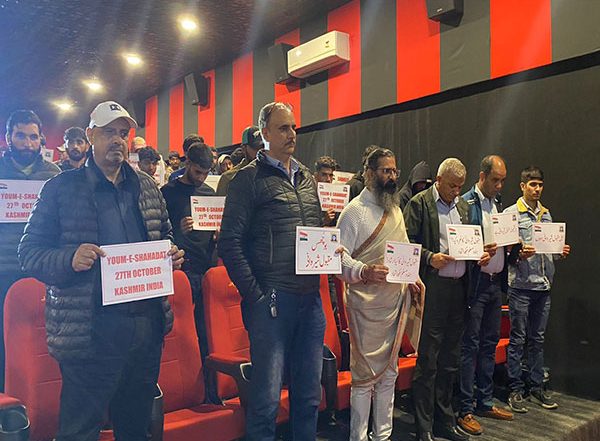 India News | Kashmiri Civil Society Pays Homage to Maqbool Sherwani, Who Failed Pakistani Raiders' Invasion in 1947