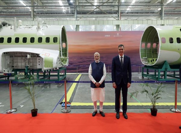 World News | India, Spain Vow to Combat Terrorism; Promote Peace in Indo-Pacific