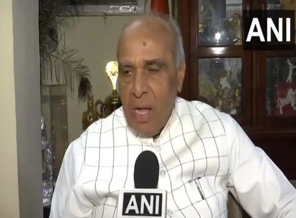 India News | Jagdambika Pal Summons Delhi Waqf Board and Ministry of Minority Affairs for JPC's Hearing on October 29
