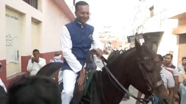 Haryana Assembly Elections 2024: BJP MP Naveen Jindal Reaches Polling Booth in Kurukshetra on Horse to Cast Vote (Watch Video)