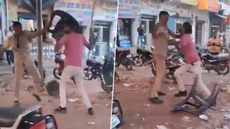 Brawl Caught on Camera in Bareilly: Drunk UP Cop, Auto Driver Beat Each Other With Stick and Chair; Probe Ordered After Viral Video Surfaces