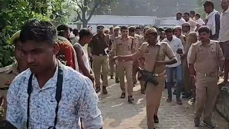 Jaunpur Horror: 17-Year-Old Boy Killed, Head Severed From Body Over Land Dispute in UP, Probe Launched (Watch Video)