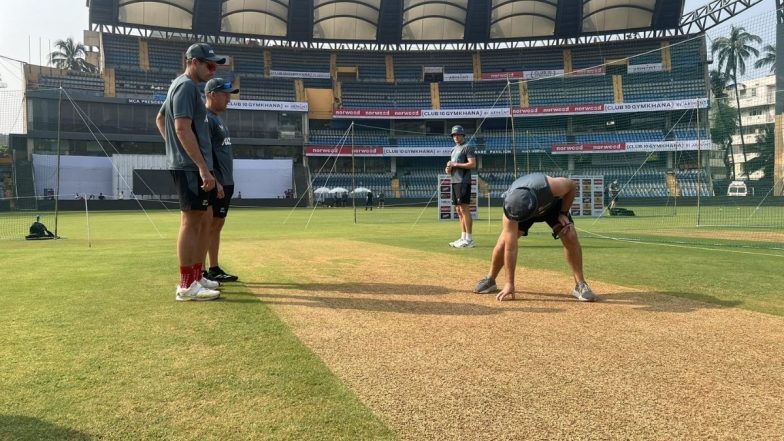 New Zealand Cricket Team Support Staff and Players Examine Wankhede Stadium Pitch Ahead of IND vs NZ 3rd Test 2024 (See Pics)