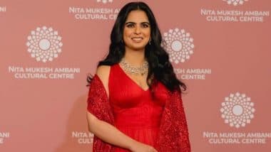 Isha Ambani Wins Harper’s Bazaar ‘Icon of the Year’ Award, Dedicates It to Mother Nita Ambani and Daughter Aadiya