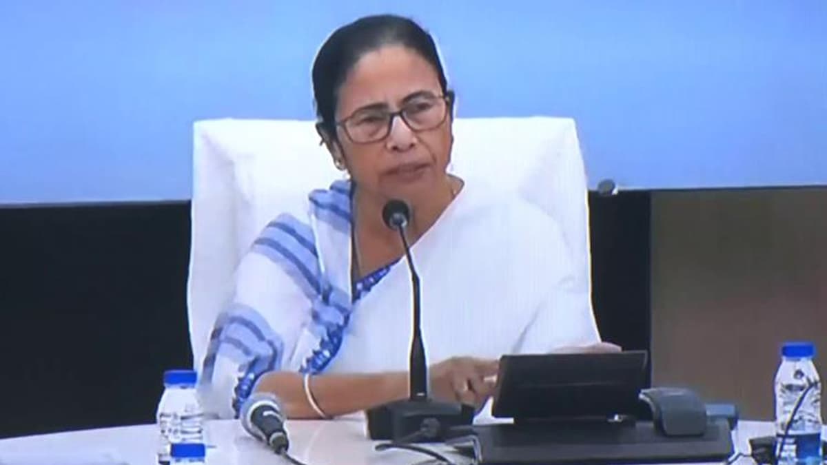 Mamata Banerjee Says West Bengal Yet To Get INR 14,000 Crore From Centre for Supply of Rice Through Public Distribution System