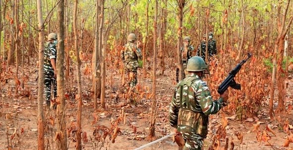 Chhattisgarh Encounter: 30 Naxalites Killed in Gunfight in Maad Area on Narayanpur-Dantewada Border