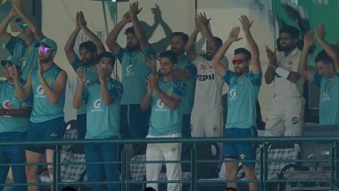 Babar Azam, Shaheen Afridi and Other Pakistan Cricketers Give Standing Ovation As Shan Masood Completes His Fifth Test Century During PAK vs ENG 1st Test 2024; Video Goes Viral