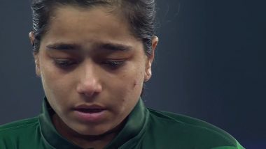 Fatima Sana Breaks Down During Pakistan National Anthem Ahead of PAK-W vs NZ-W ICC Women's T20 World Cup 2024 Clash Days After Her Father's Demise (Watch Video)