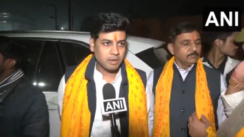 Mah CM's Son Shrikant Shinde Enters Ujjain Mahakal Temple's Despite Ban; Triggers Row