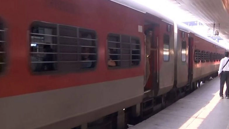 Cooch Behar: 2 Suffer Minor Injuries During Shunting of Passenger Train in West Bengal