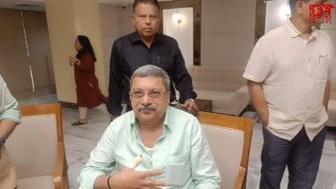 Waqf Amendment Bill 2024: TMC MP Kalyan Banerjee Breaks Glass Bottle During JPC Meeting, Suspended (See Pics and Video)