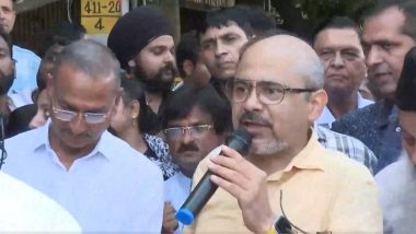 Delhi Bus Marshals Protest: AAP Leaders Join Protest at Chandagiram Aakhara Demanding Reinstatement of Marshals After Their Termination by L-G VK Saxena (Watch Videos)