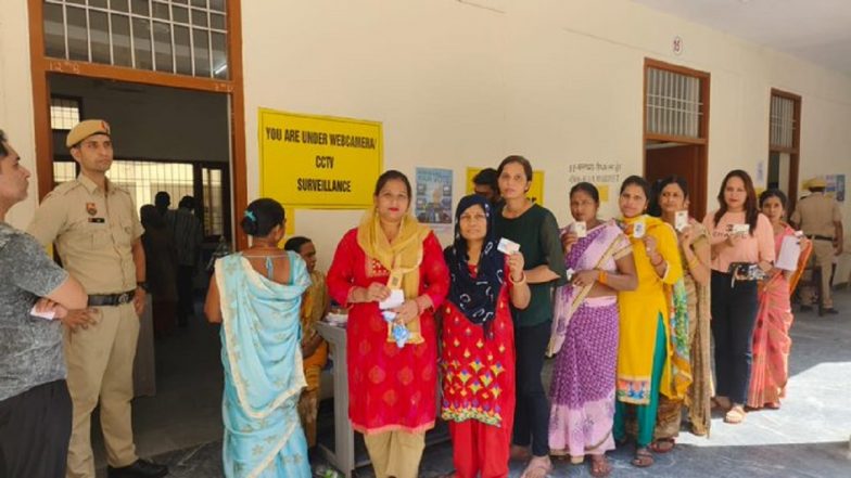 Brisk Voting in Haryana, 22.70% Voter Turnout Till 11 Am, Palwal Leads Wuth 27.94% Turnout