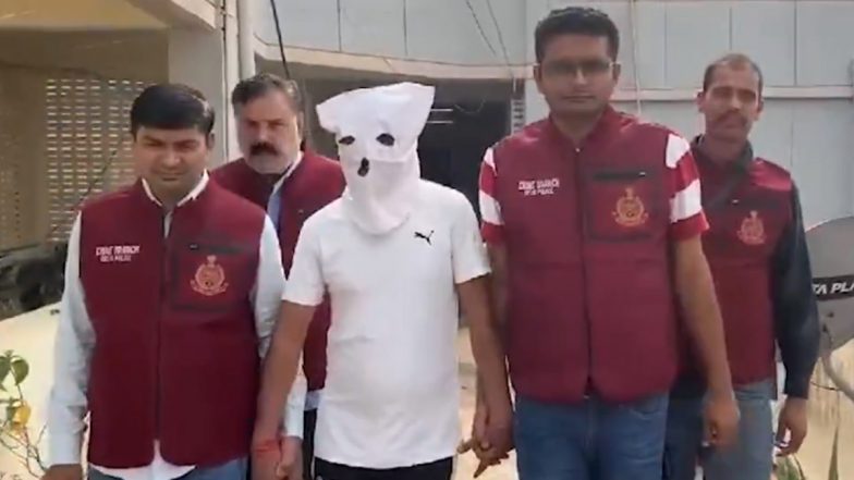 Operation Eagle: Delhi Police Dismantle Gun-Running Syndicate 'Madan Gang'; 18 Criminals Arrested, Weapons Seized (Watch Video)