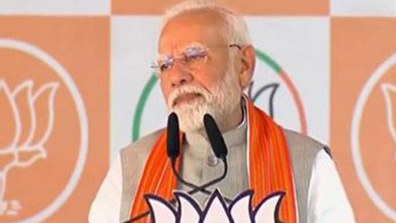 Maharashtra Assembly Elections 2024: PM Narendra Modi Pitches for Tribal Unity, Accuses Congress of Dividing Adivasi Community (Watch Video)