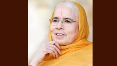 Jagadguru Kripalu Maharaj Daughter Death: Vishakha Tripathi, 75-Year-Old Daughter of Spiritual Leader, Killed After Car Meets With Accident on Yamuna Expressway in Greater Noida