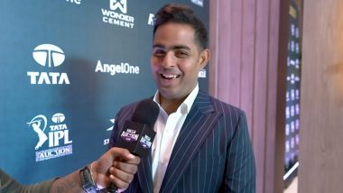 IPL 2025 Mega Auction: Mumbai Indians Owner Akash Ambani Praises New Zealand Pacer Trent Boult, Says ‘He Adds an Invaluable Skill by Taking That New Ball’ (Watch Video)