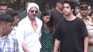 Shah Rukh Khan, Gauri Khan, Aryan Khan and Suhana Khan Step Out to Cast Their Votes in Maharashtra Elections 2024 (Watch Video)