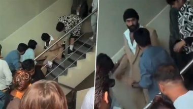 Vijay Deverakonda’s Stumble on Stairs During ‘Sahiba’ Promotions, Actor Recovers Like a Pro (Watch Video)