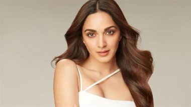 Kiara Advani Embraces Her Sindhi Roots in the Most Hilarious Way, Shares Picture of Her Golden Toothbrush