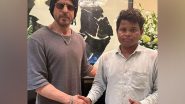 Entertainment News | Shah Rukh Khan Meets Fan from Jharkhand Who Waited for Him Outside Mannat for 95 Days