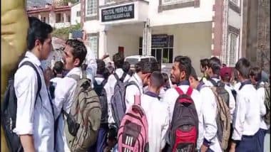 World News | Students in PoJK Demand Separate Education Board for Muzaffarabad