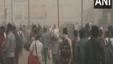 India News | Heavy Fog and Severe Pollution Disrupt Train Services in Delhi-NCR, Flight Operations Normal