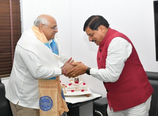 India News | Madhya Pradesh CM Mohan Yadav Pays Courtesy Call on Gujarat CM Bhupendra Patel