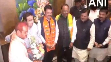 India News | Maharashtra Assembly Results: Devendra Fadnavis Meets Nitin Gadkari at His Residence Post-win