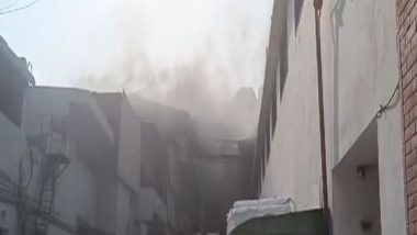 India News | Fire Breaks out at Cloth Factory in Ahmedabad