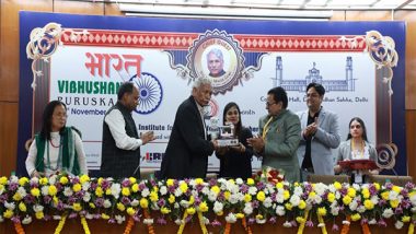 Business News | Bharat Vibhushan Puraskar 2024: Honoring Excellence Across the Nation at Delhi Vidhan Sabha